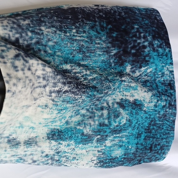 TOBI, S/P, Cutout water color Dress. White, Dark Blue and turquoise in color. - Picture 2 of 9